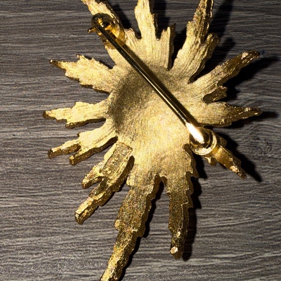 Alfred Philippe Crown Trifari Starburst Sunburst Brooch Goldtone Pin Vintage - Picture 7 of 10